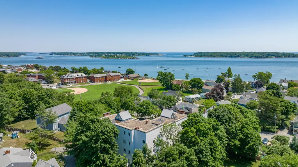 149 Fort Road South Portland ME 04106