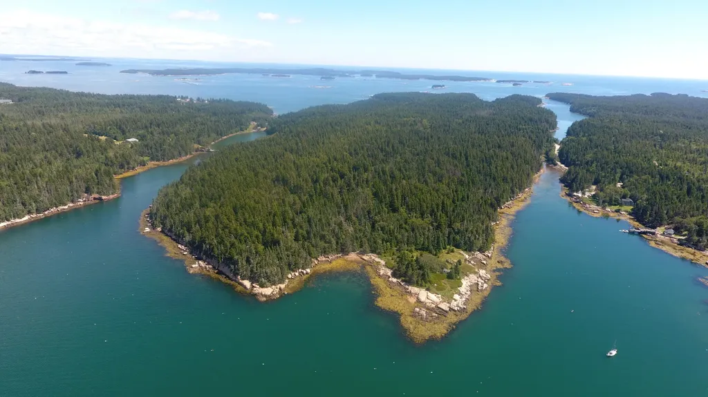 291 Black Duck Cove Road Beals ME 04611