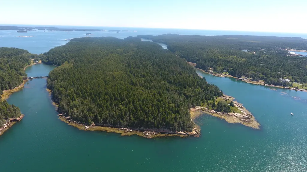 291 Black Duck Cove Road Beals ME 04611