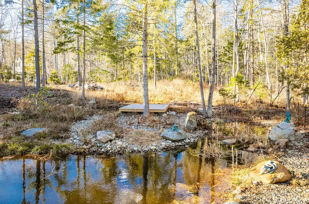 122,7-1 Timbercliffe Drive Camden ME 04843