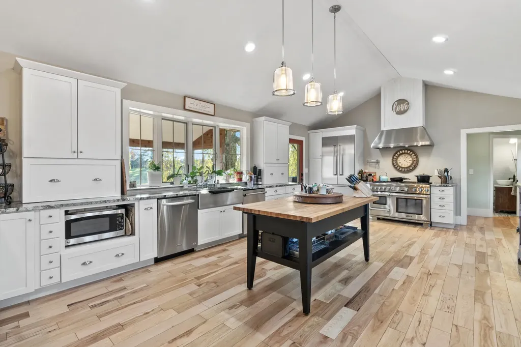 920 Alewive Road Kennebunk ME 04043