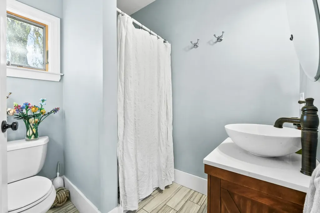 920 Alewive Road Kennebunk ME 04043