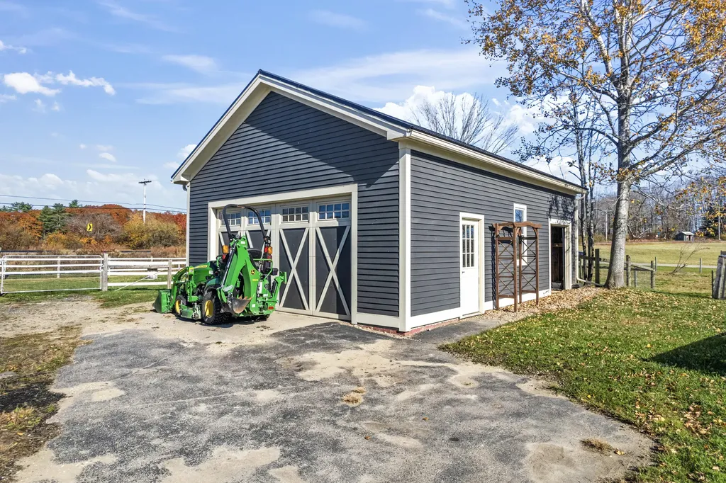 920 Alewive Road Kennebunk ME 04043