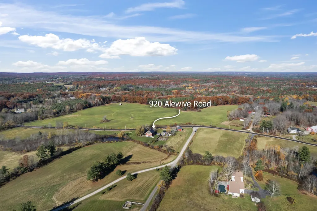 920 Alewive Road Kennebunk ME 04043