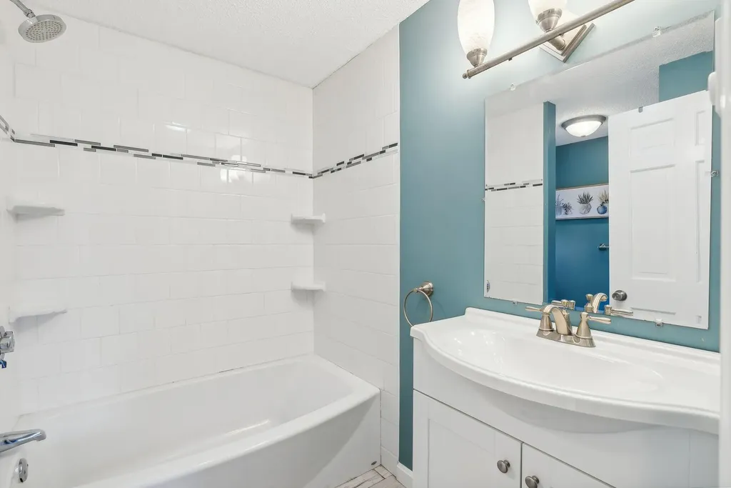 30 Frost Hill Road Portland ME 04103