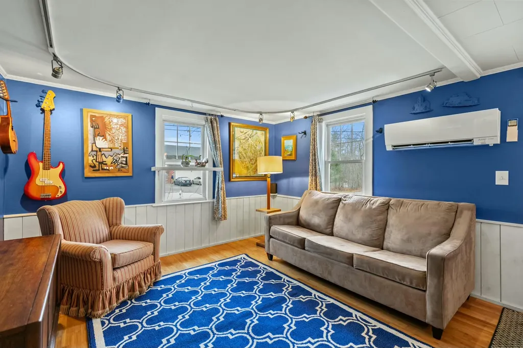 1692 Portland Road Arundel ME 04046