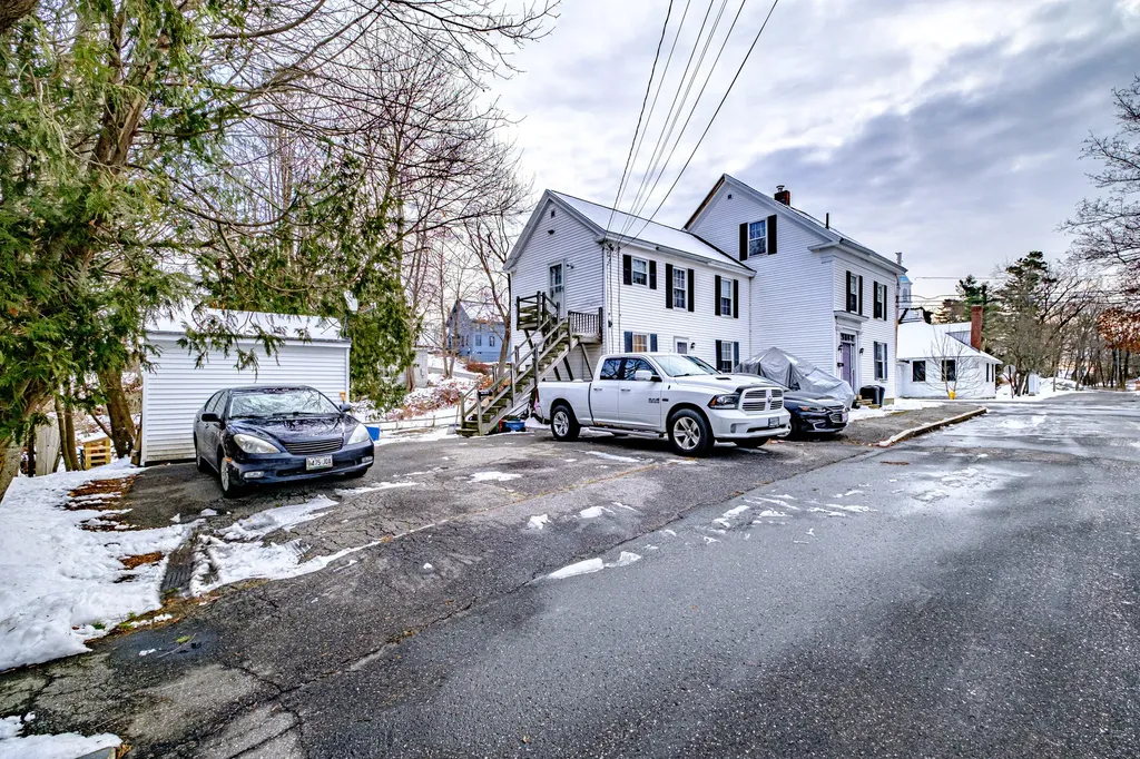 27 Beacon Street Bath ME 04530
