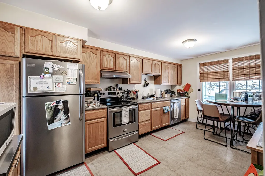 27 Beacon Street Bath ME 04530