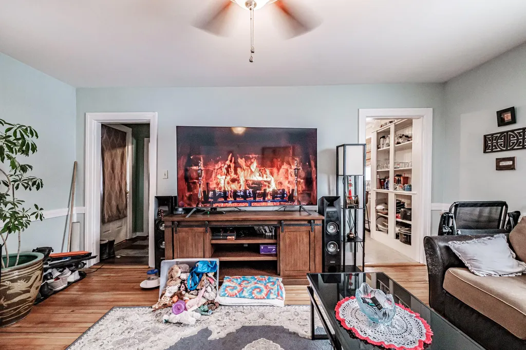 27 Beacon Street Bath ME 04530
