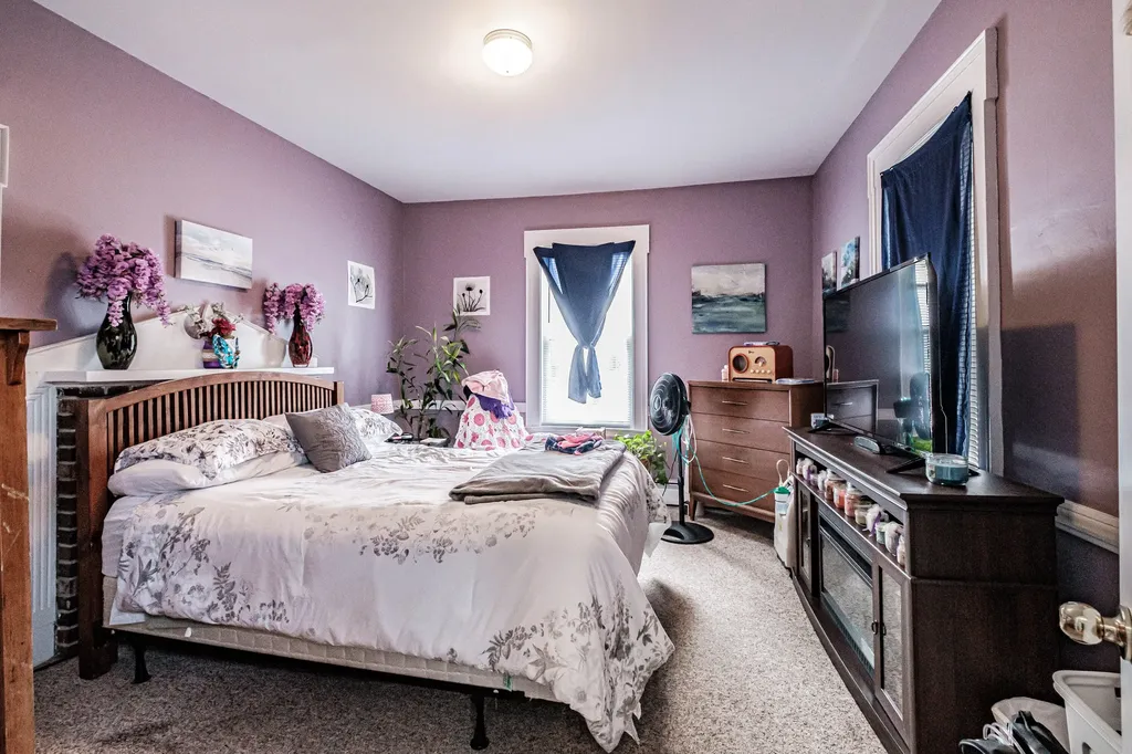 27 Beacon Street Bath ME 04530