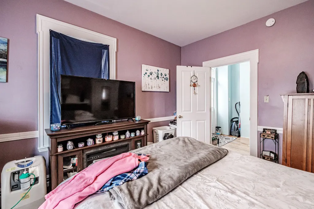 27 Beacon Street Bath ME 04530