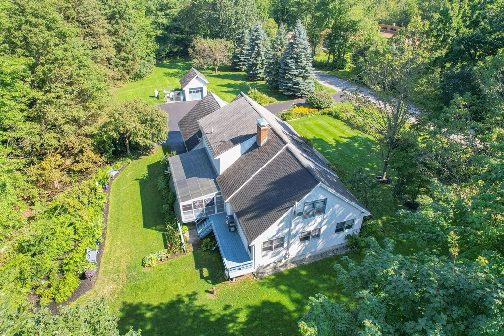 37 N Saunders Road Greene ME 04236