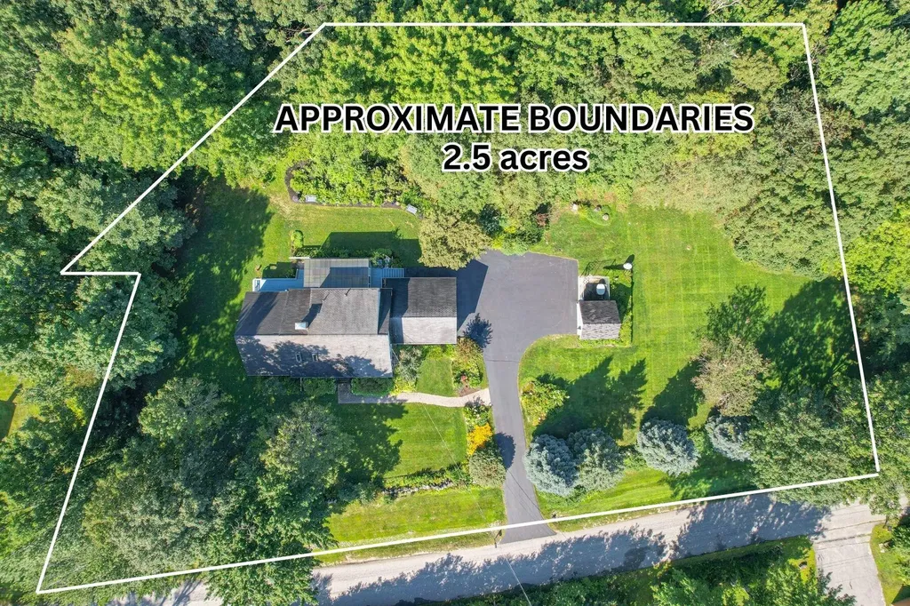 37 N Saunders Road Greene ME 04236