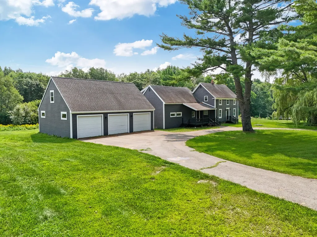 111 Dutton Road China ME 04358