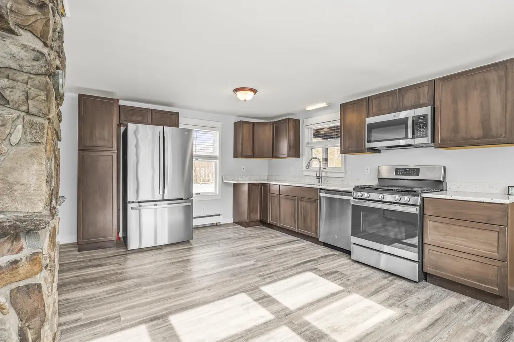 111 Dutton Road China ME 04358