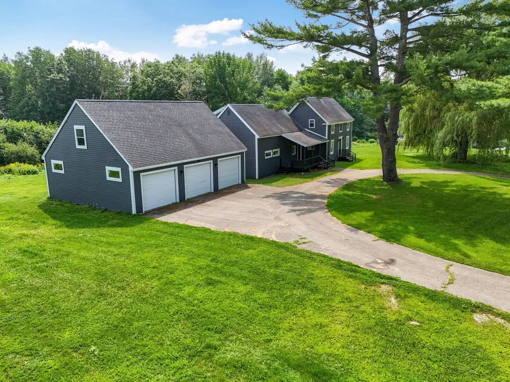 111 Dutton Road China ME 04358