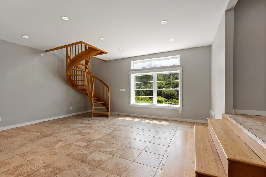 111 Dutton Road China ME 04358