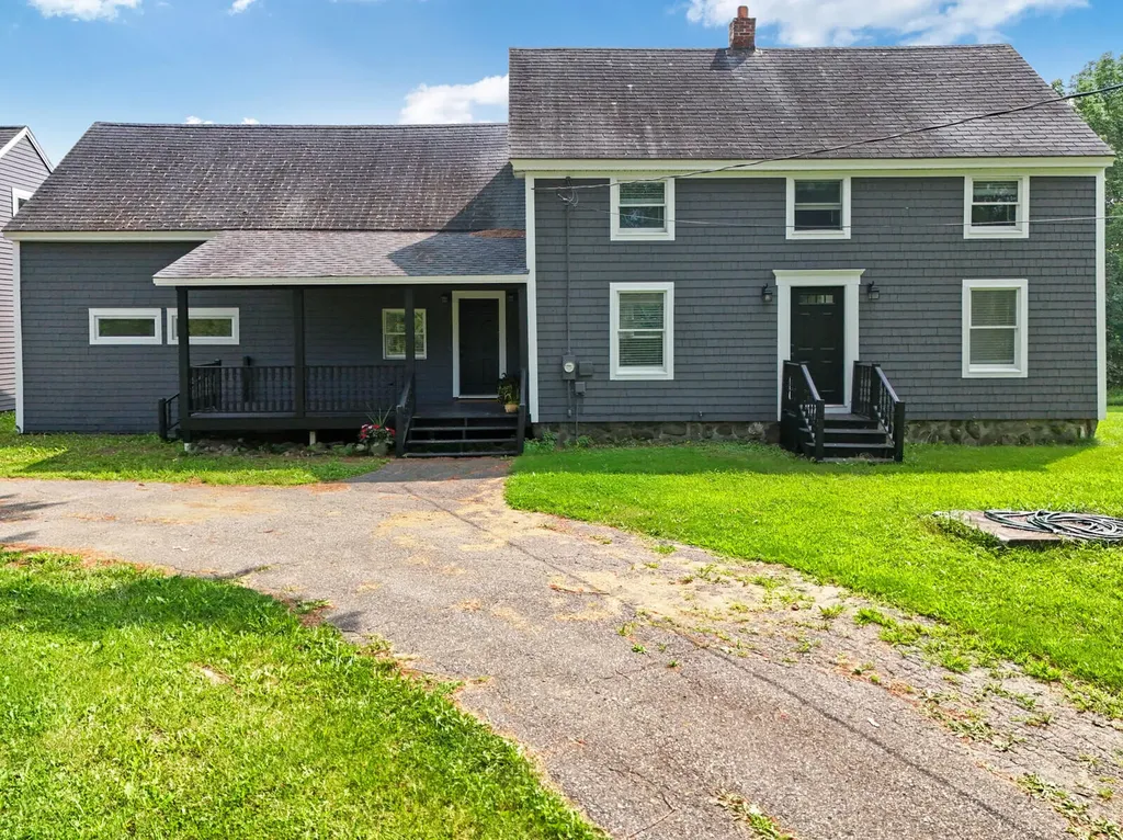 111 Dutton Road China ME 04358
