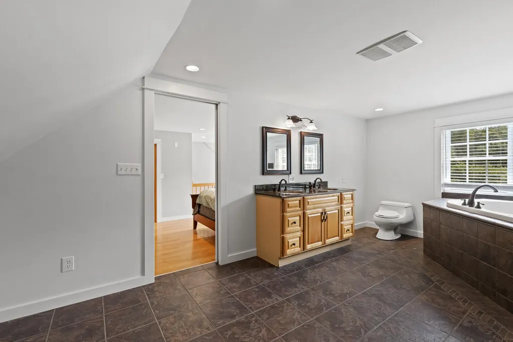 111 Dutton Road China ME 04358