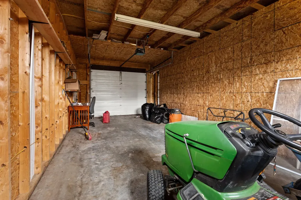 111 Dutton Road China ME 04358