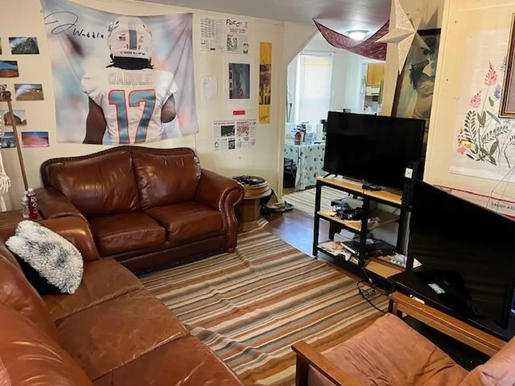15 Park Street Orono ME 04473