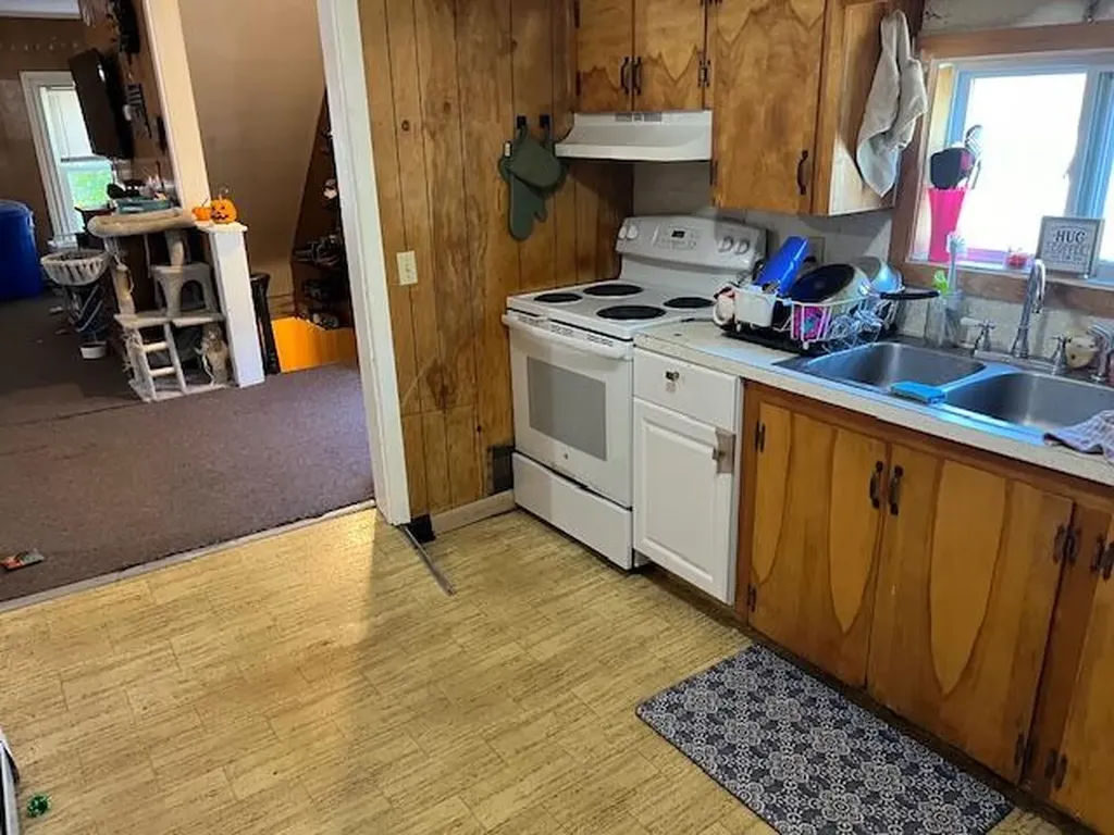 15 Park Street Orono ME 04473
