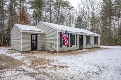 3 Evergreen Road Standish ME 04084