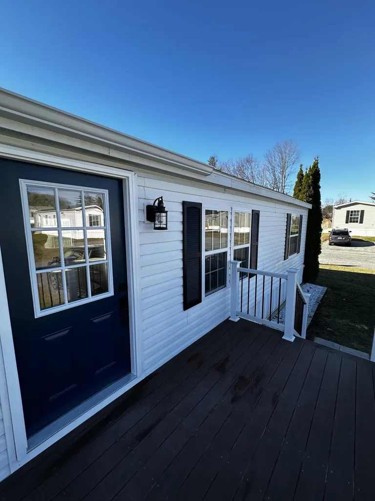 12 Oxbow Drive Lewiston ME 04240
