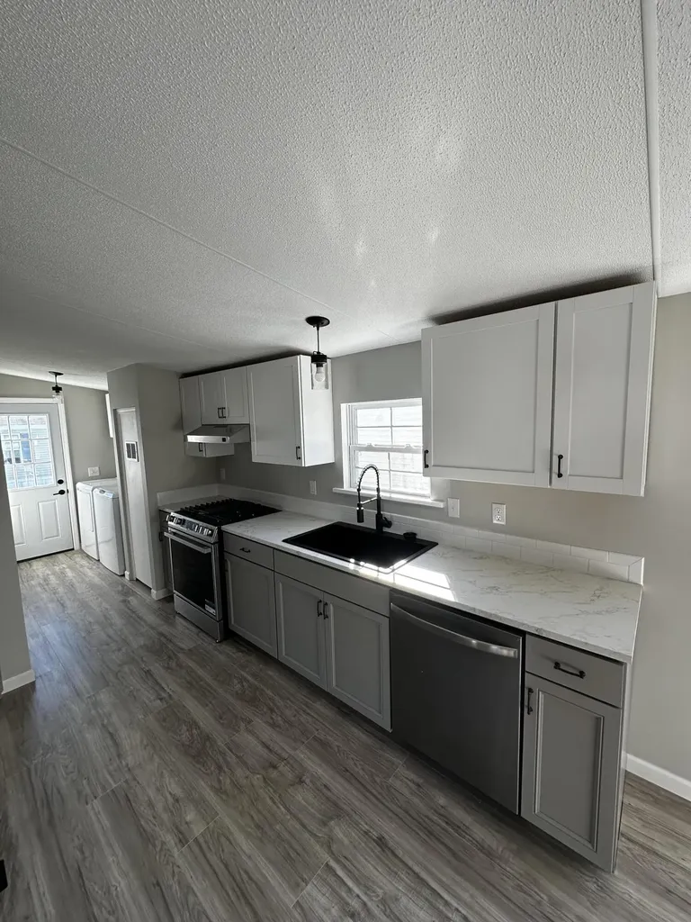 12 Oxbow Drive Lewiston ME 04240