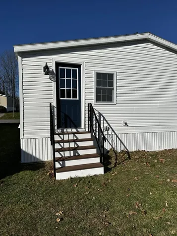 12 Oxbow Drive Lewiston ME 04240