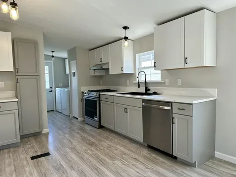 12 Oxbow Drive Lewiston ME 04240