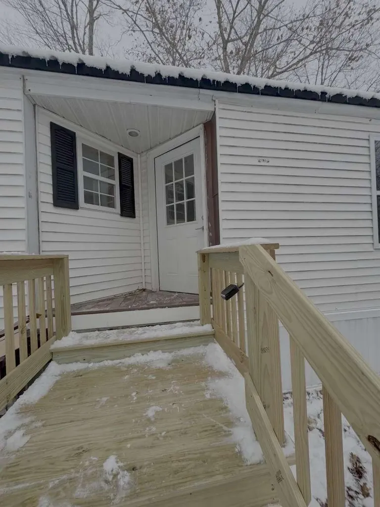 62 Amys Circle Dresden ME 04342