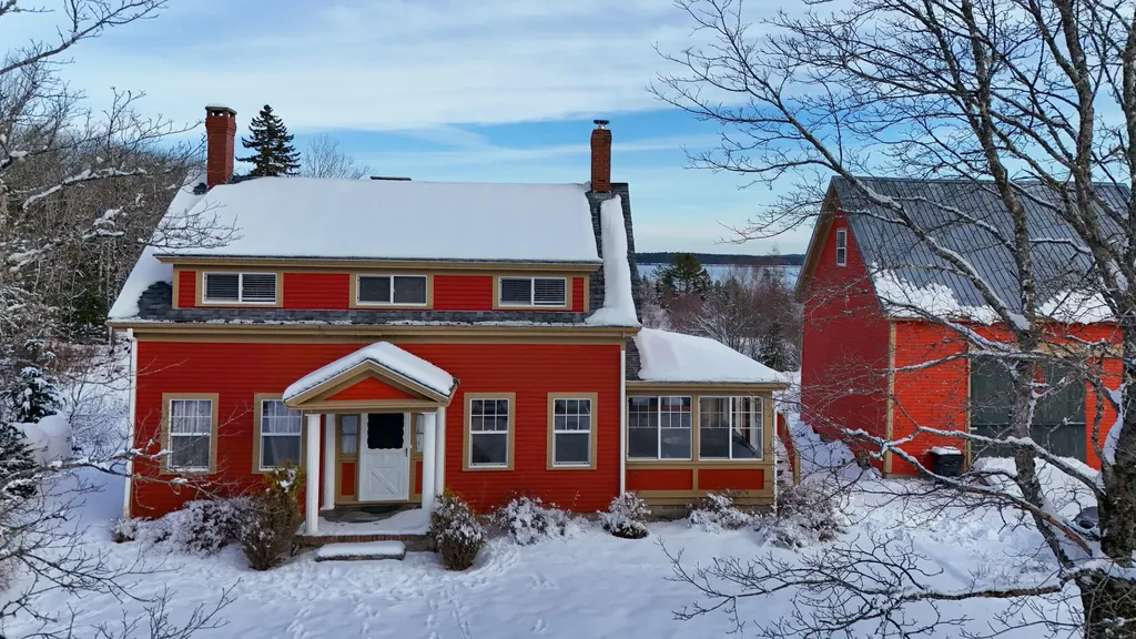 22 Tom Leighton Point Road Milbridge ME 04658