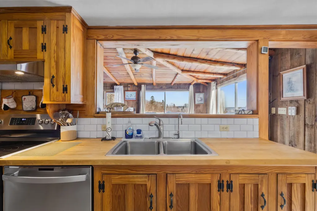 22 Tom Leighton Point Road Milbridge ME 04658