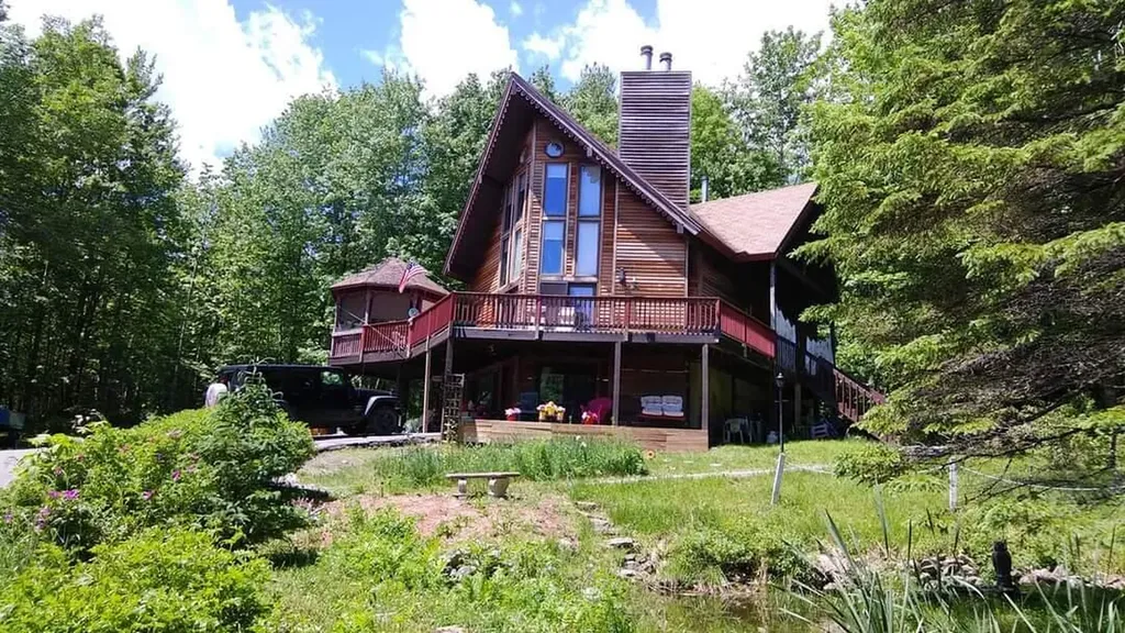 40 Blueberry Hill Road Winterport ME 04496