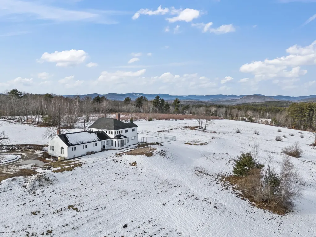 186 Bridgton Road Sweden ME 04040