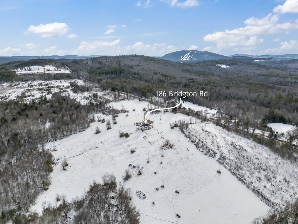 186 Bridgton Road Sweden ME 04040