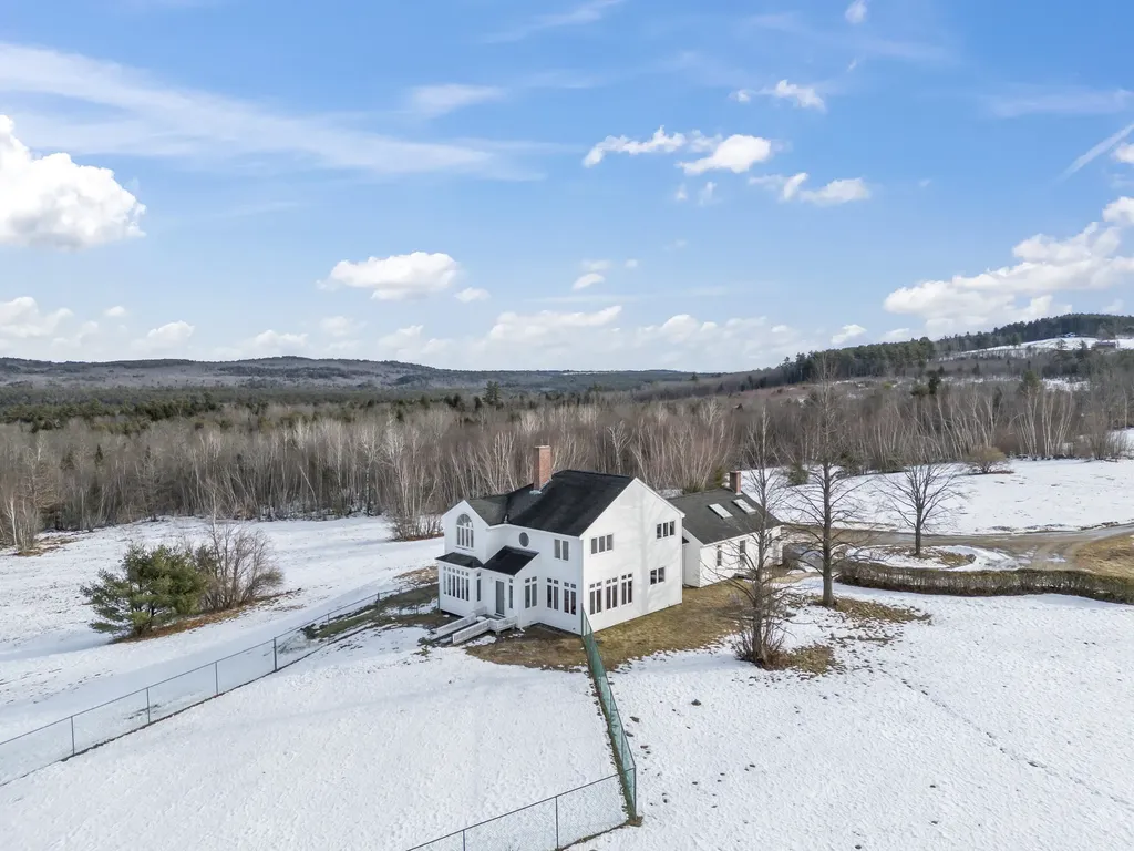 186 Bridgton Road Sweden ME 04040
