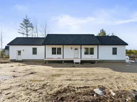 20 Hunters Haven Standish ME 04084
