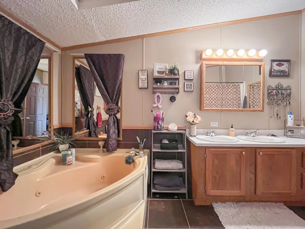 33 Tucker Road Limington ME 04049