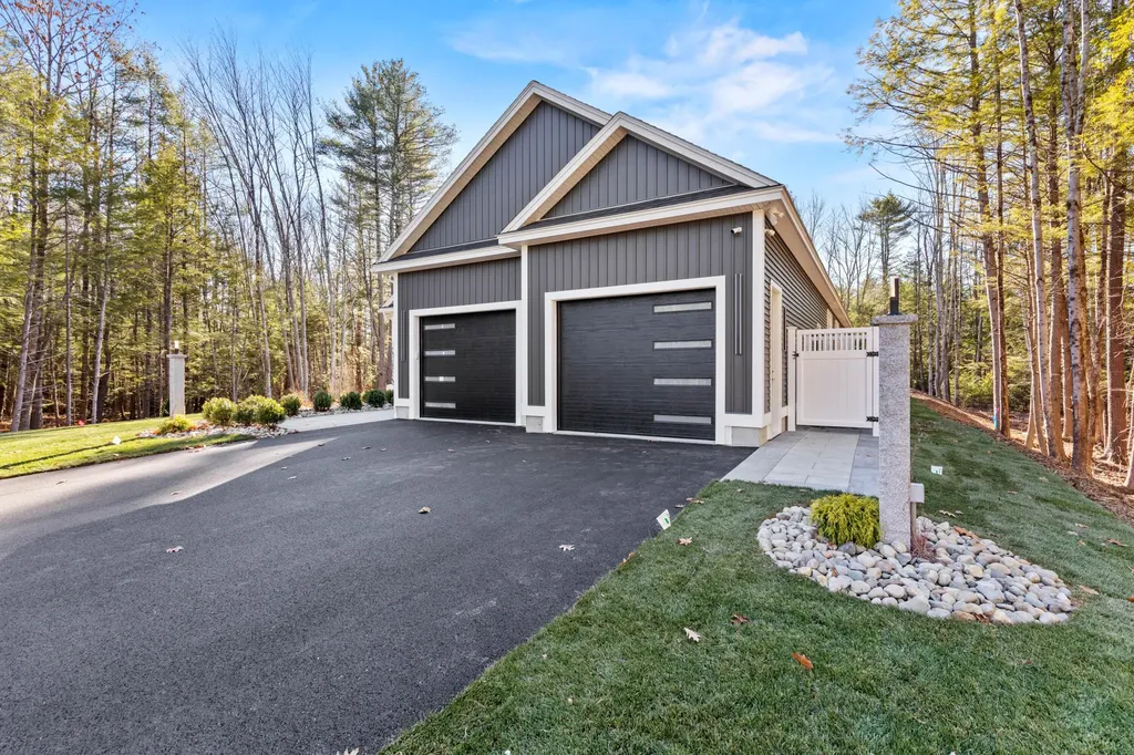 7 Dogwood Circle Kennebunk ME 04043