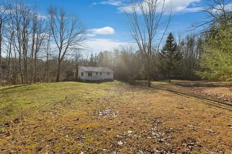 18 Lambert Road Freeport ME 04032
