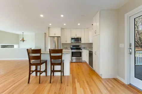 18 Lambert Road Freeport ME 04032