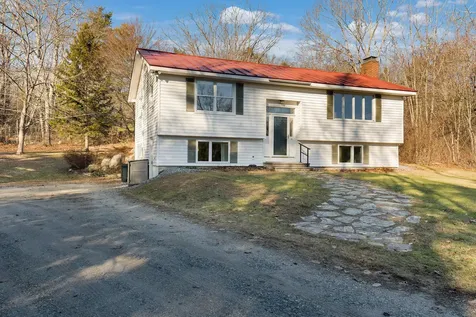 18 Lambert Road Freeport ME 04032