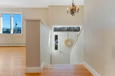 18 Lambert Road Freeport ME 04032