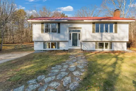 18 Lambert Road Freeport ME 04032