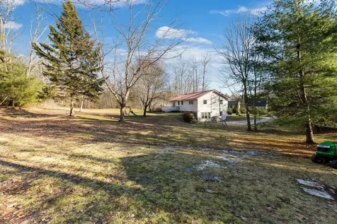 18 Lambert Road Freeport ME 04032