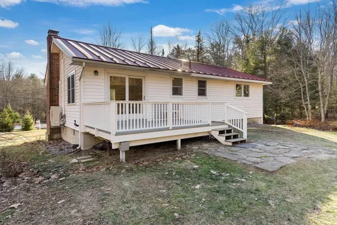 18 Lambert Road Freeport ME 04032