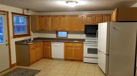 22 Weymouth Road Gray ME 04039