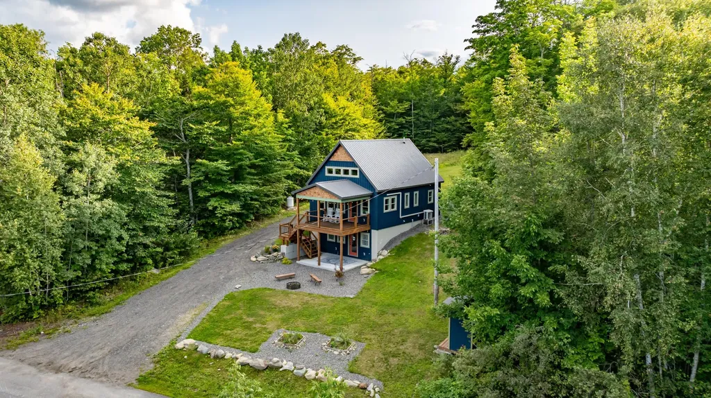 18 Schoodic View Drive Lake View Plt ME 04463